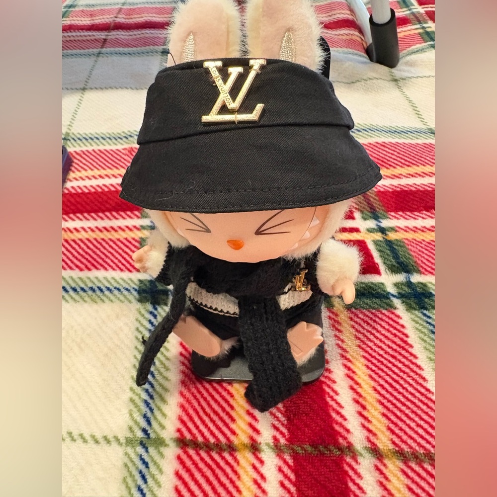 Labubu clothing and shoes